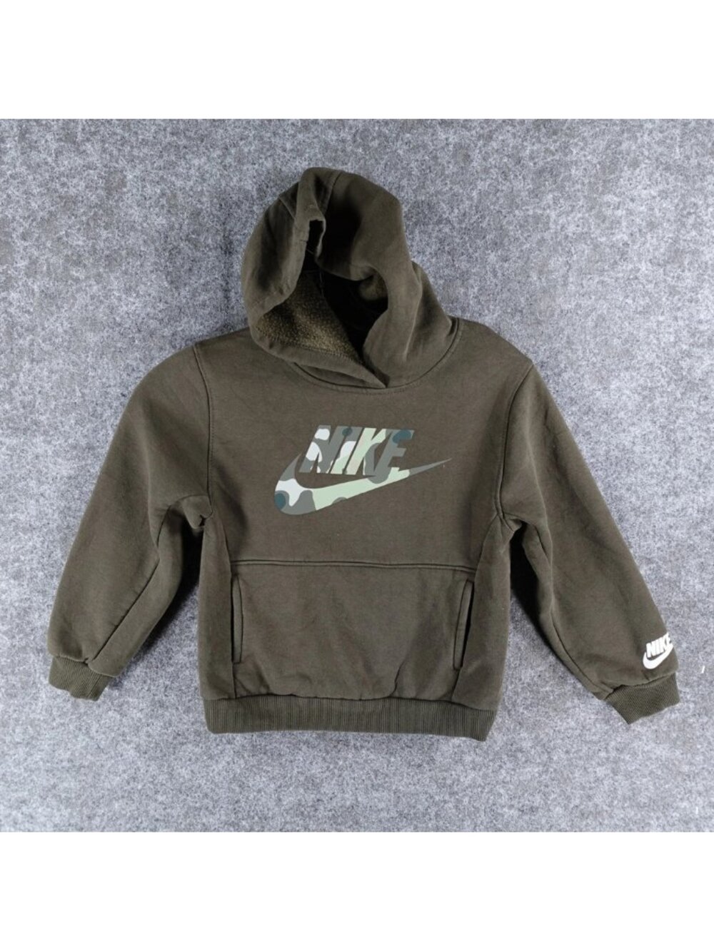Nike Pullover Hoodie Boys L(6-8) Olive Sportswear Club‎ Fleece Camo Graphic Logo